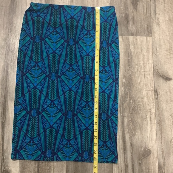 Forever 21 Contemporary Shades Of Summer Medium Skirt - Picture 4 of 7